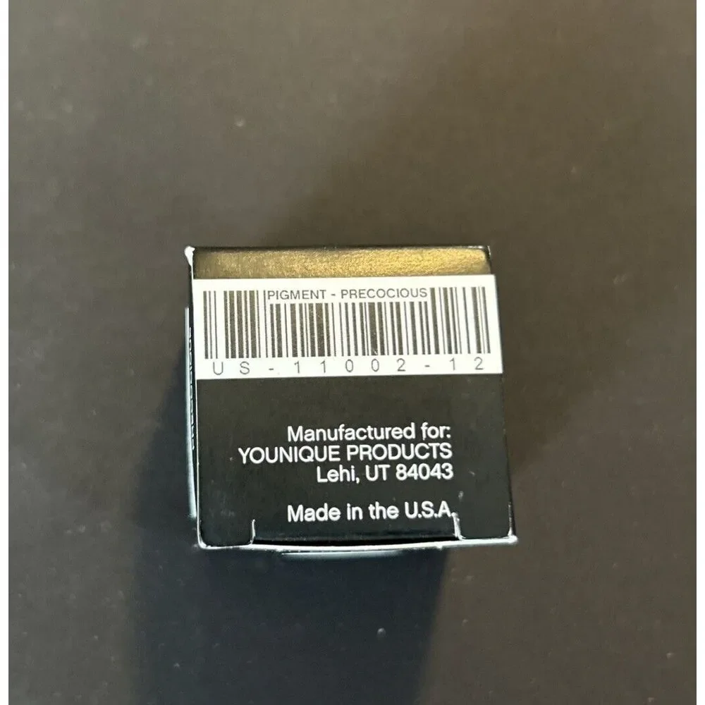 Younique Moodstruck Minerals Eye Shadow Pigments - New In Box - Matte Precocious